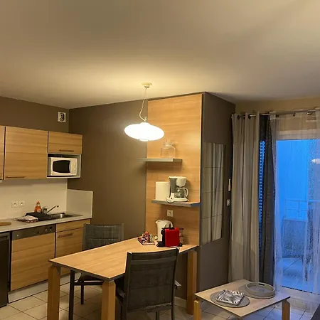 Avec Piscine Natureva By 8h